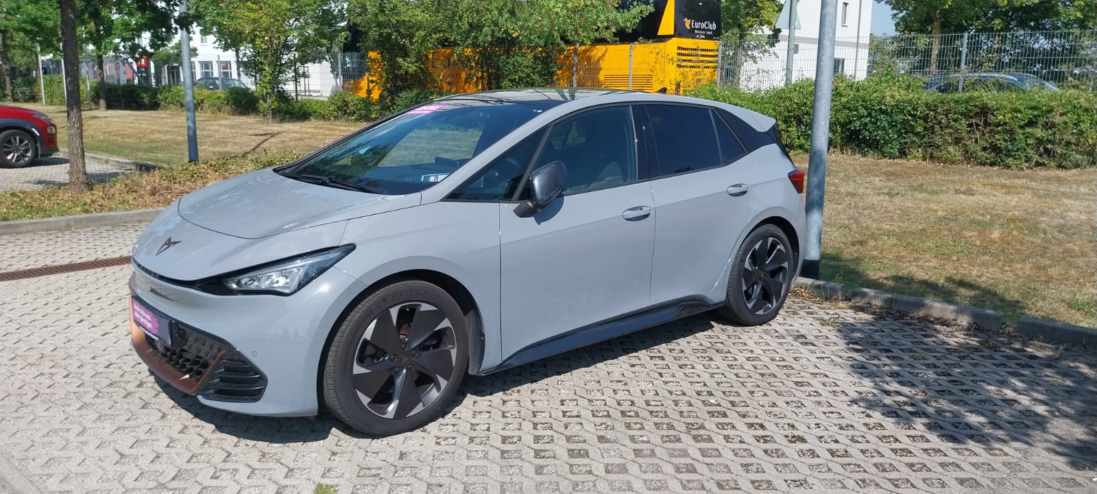 Balous Cupra Born