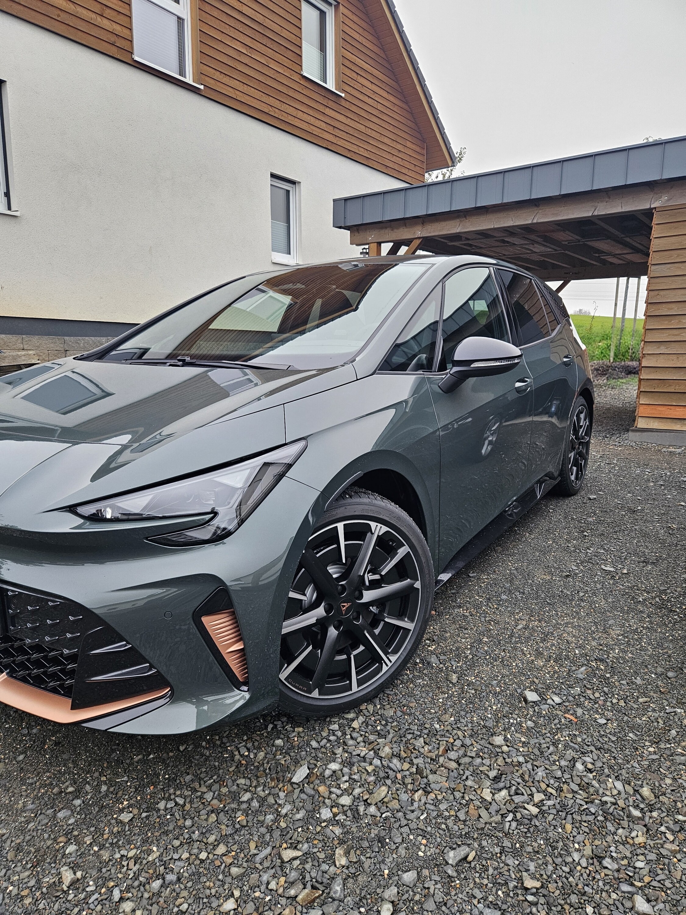 Erste Bilder am Tag der Abholung - Born VZ Dark Forest Green