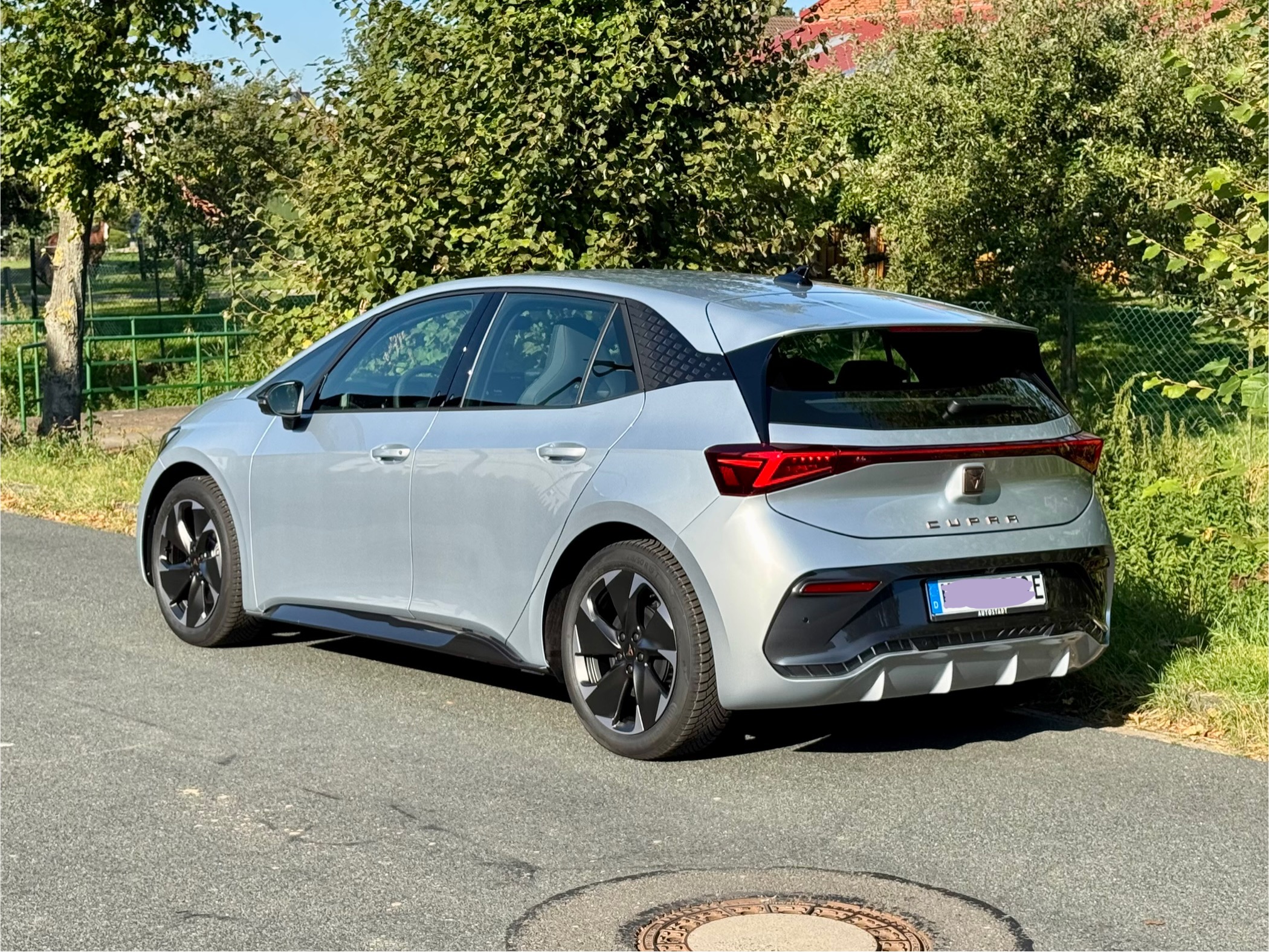 Born MJ25 Geyser Silver